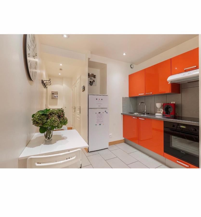 Location F1 Neuf Centre Historique Riom Apartment Ngoại thất bức ảnh